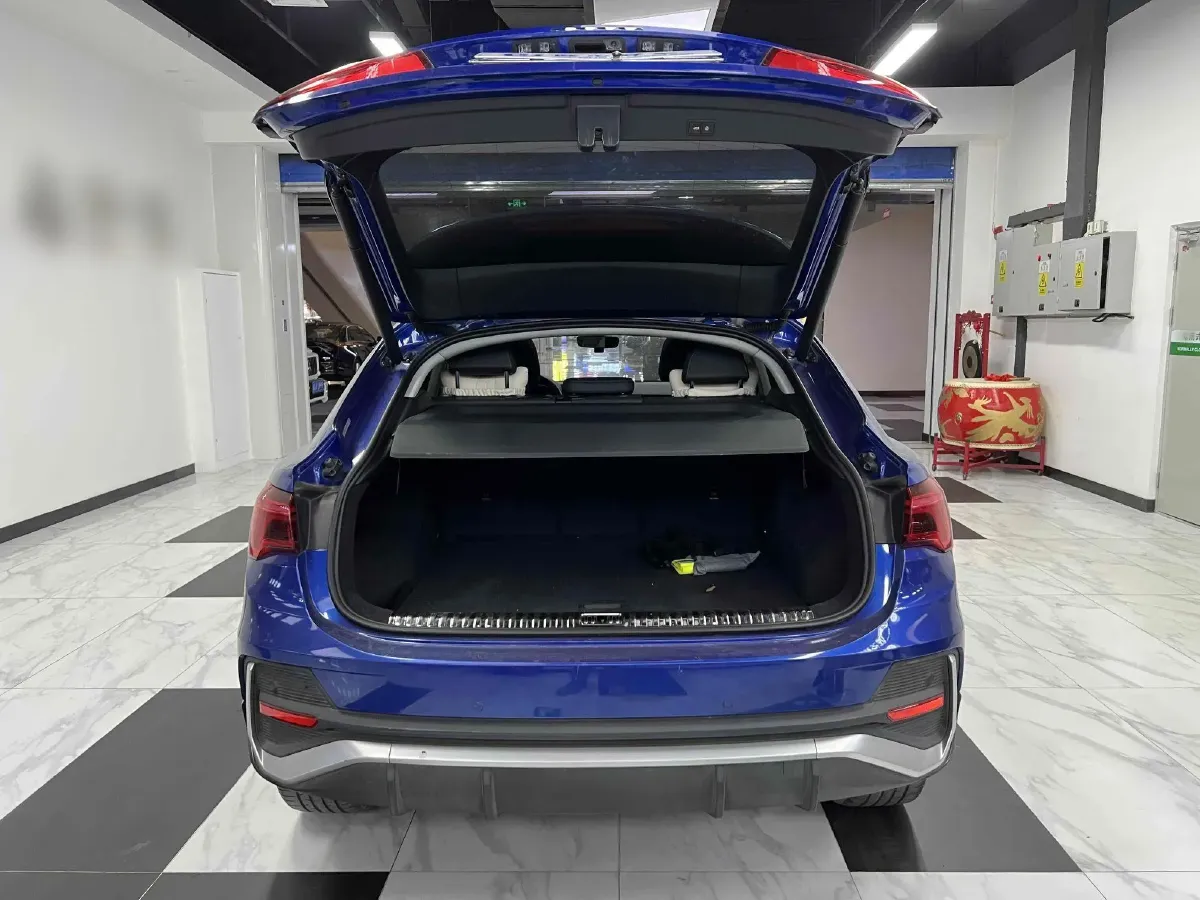 2020 Audi Q3 Sportback 2.0T 220HP L4 7DCT,autocango,china used car exporter,china ev exporter,chinese used car exporter,chinese used ev exporter