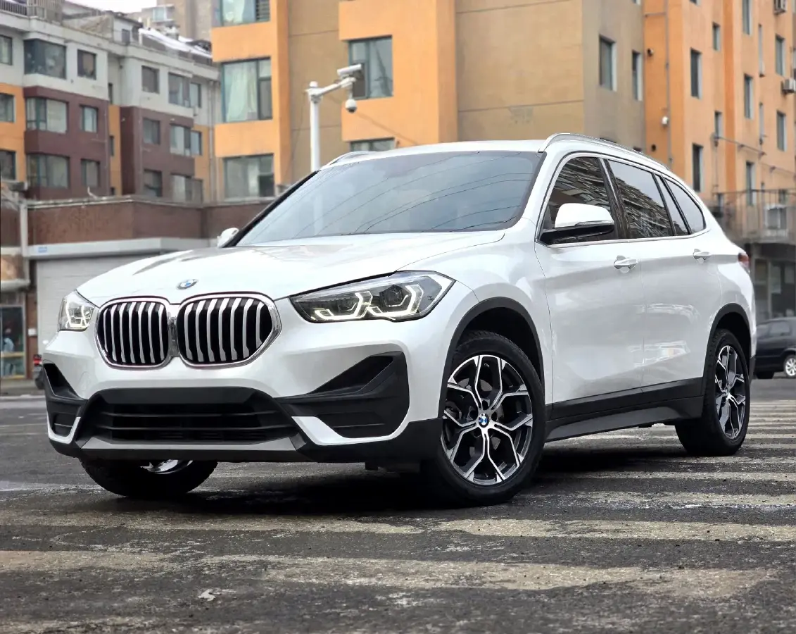 2021 BMW X1 2.0T 192HP L4 7DCT