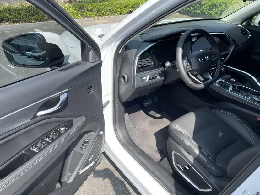 2019 Geely Tugella 2.0T 238HP L4 8AT,autocango,china used car exporter,china ev exporter,chinese used car exporter,chinese used ev exporter