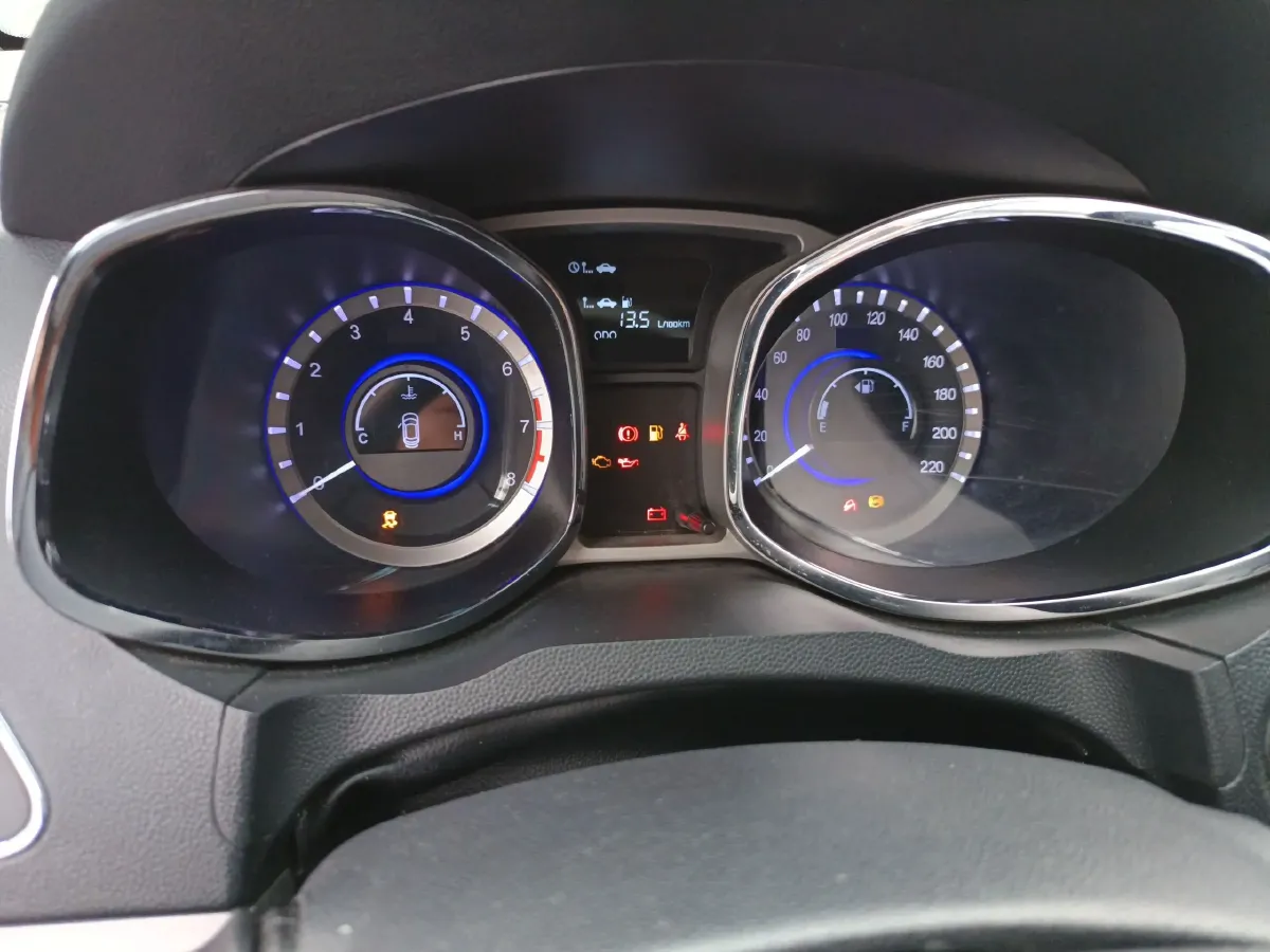 2013 JAC Refine S5 2.0T 177HP L4 6MT,autocango,china used car exporter,china ev exporter,chinese used car exporter,chinese used ev exporter