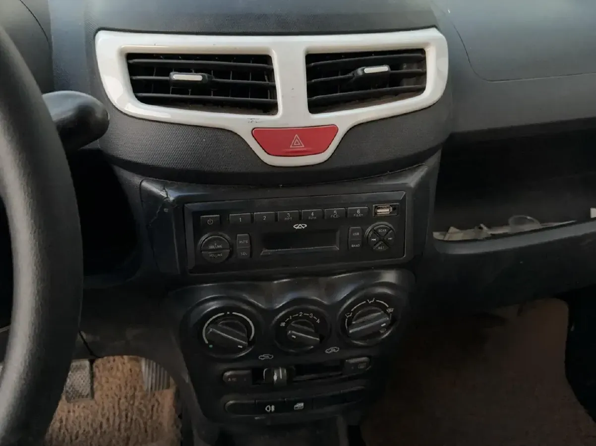 2013 Chery QQ 1.0L 69HP L3 5MT,autocango,china used car exporter,china ev exporter,chinese used car exporter,chinese used ev exporter