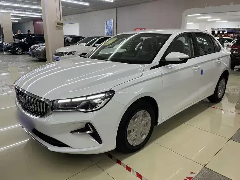 2025 Geely Emgrand 1.5L 127HP L4 5MT