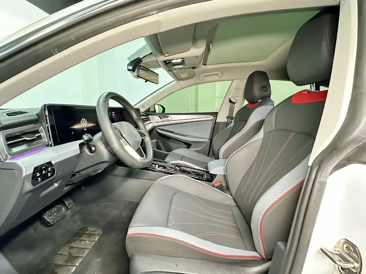 2025 Volkswagen Lamando 1.4T 150HP L4 7DCT,autocango,china used car exporter,china ev exporter,chinese used car exporter,chinese used ev exporter