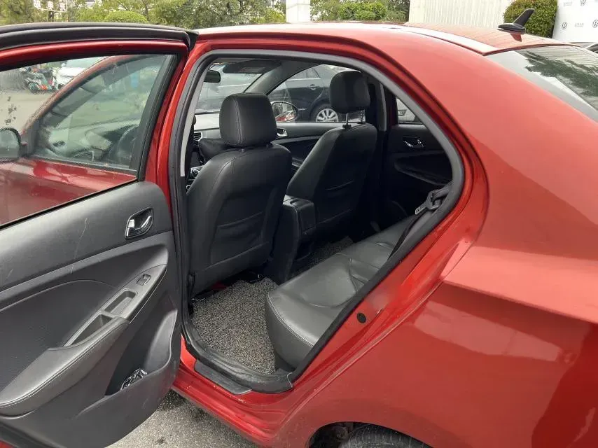 2015 Chery Arrizo 3 1.5L 109HP L4 5MT,autocango,china used car exporter,china ev exporter,chinese used car exporter,chinese used ev exporter