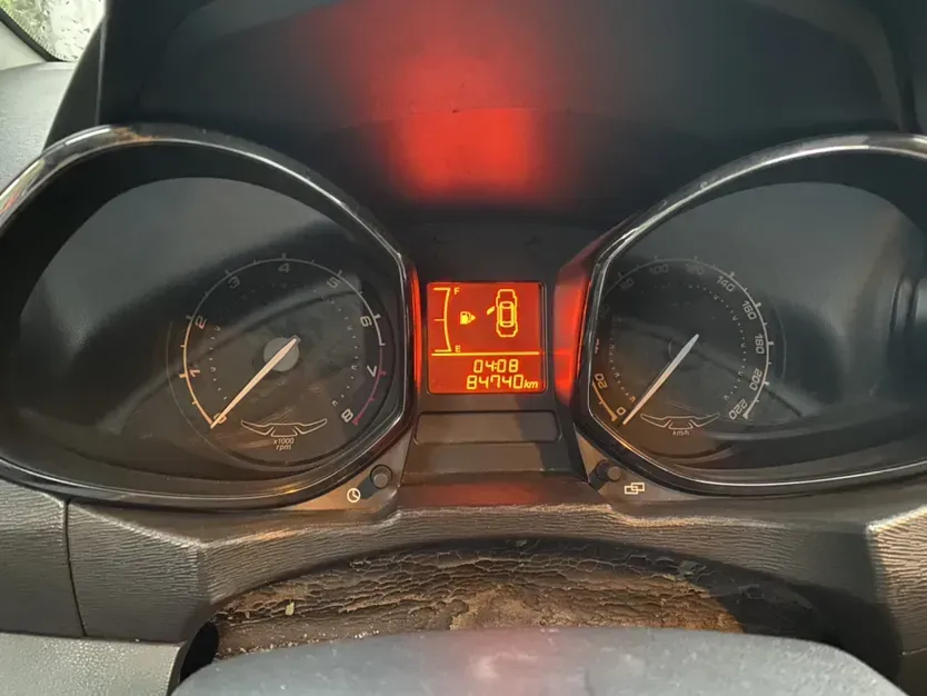 2015 Chery Arrizo 3 1.5L 109HP L4 5MT,autocango,china used car exporter,china ev exporter,chinese used car exporter,chinese used ev exporter