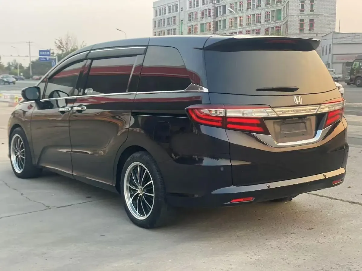 2017 Honda Odyssey 2.4L 186HP L4 CVT,autocango,china used car exporter,china ev exporter,chinese used car exporter,chinese used ev exporter
