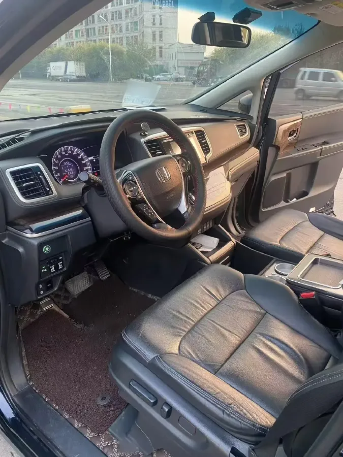 2017 Honda Odyssey 2.4L 186HP L4 CVT,autocango,china used car exporter,china ev exporter,chinese used car exporter,chinese used ev exporter
