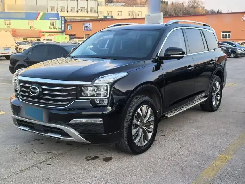 2017 GAC Trumpchi GS8 2.0T 201HP L4 6AT
