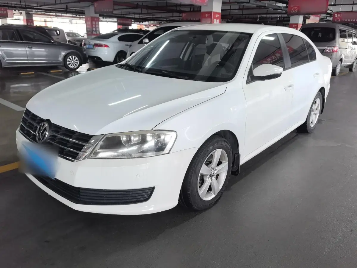 2013 Volkswagen Lavida 1.6L 110HP L4 6AT