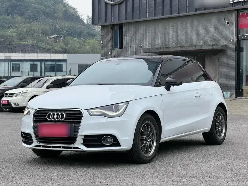 2014 Audi A1 1.4T 122HP L4 7DCT