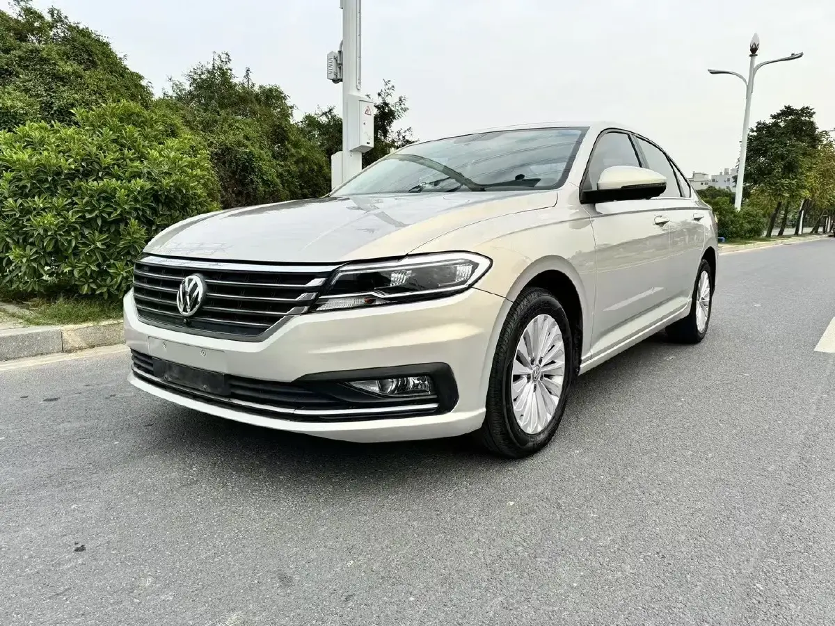 2013 Volkswagen Lavida 1.6L 110HP L4 6AT