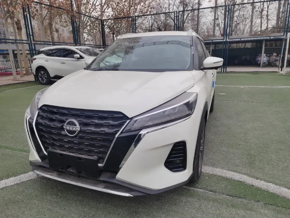 2023 Nissan Kicks 1.5L 122HP L4 CVT