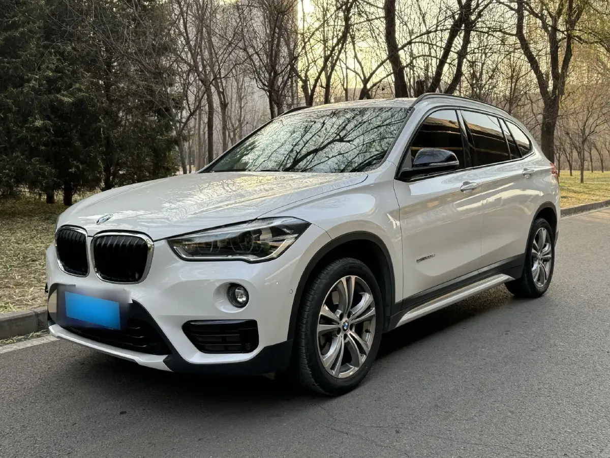 2016 BMW X1 2.0T 192HP L4 8AT