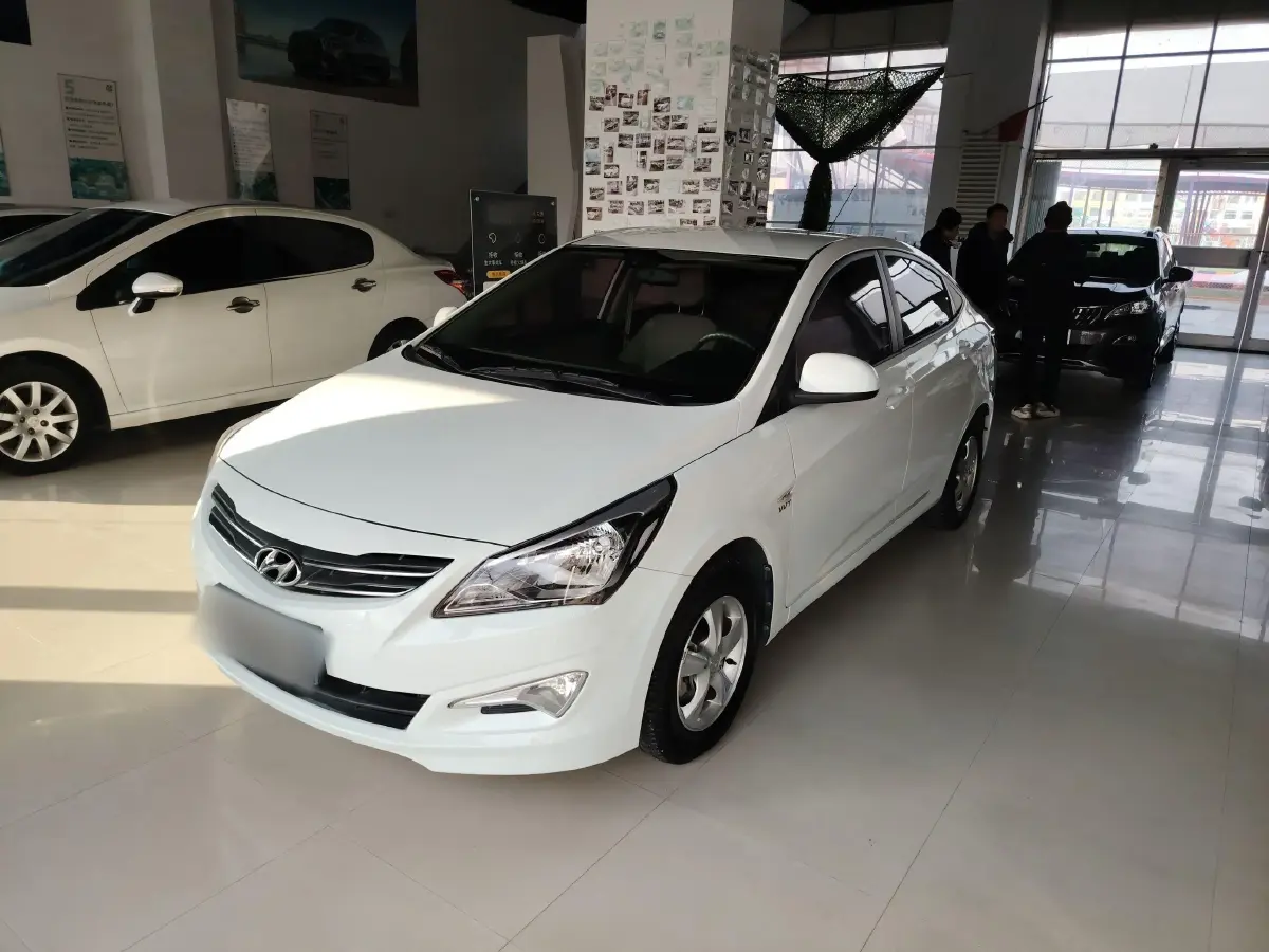 2016 Hyundai Reina 1.4L 107HP L4 4AT