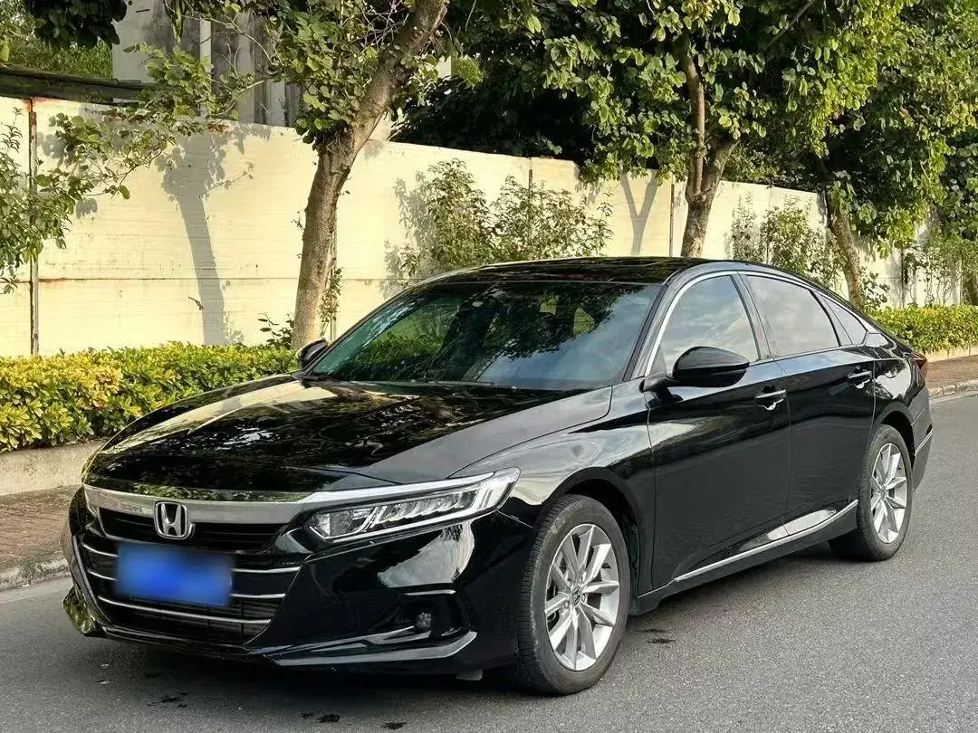 2022 Honda Accord 1.5T 194HP L4 CVT