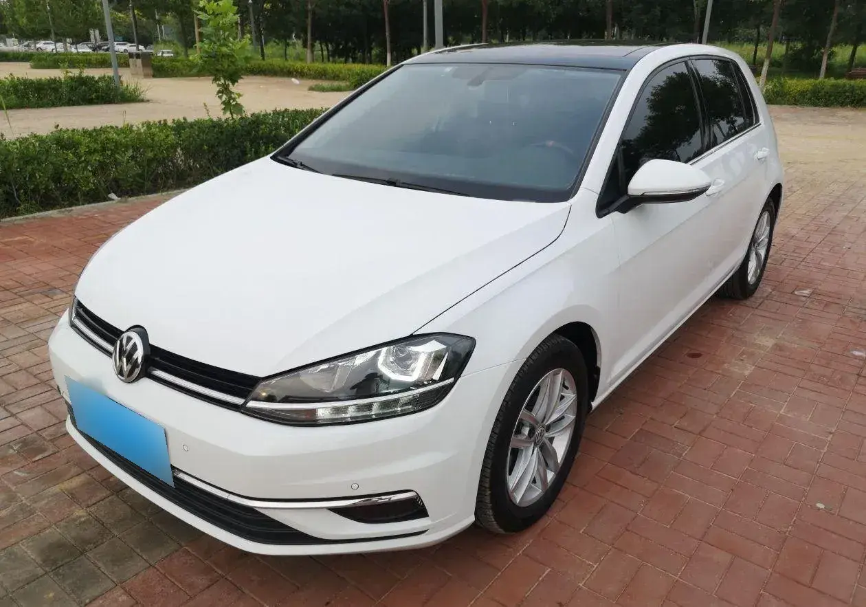 2019 Volkswagen Golf 1.4T 150HP L4 7DCT