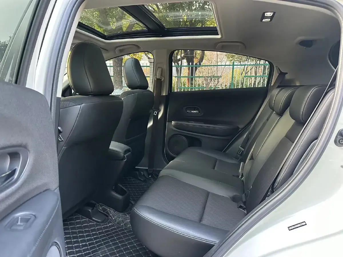 2020 Honda Vezel 1.5L 131HP L4 CVT,autocango,china used car exporter,china ev exporter,chinese used car exporter,chinese used ev exporter