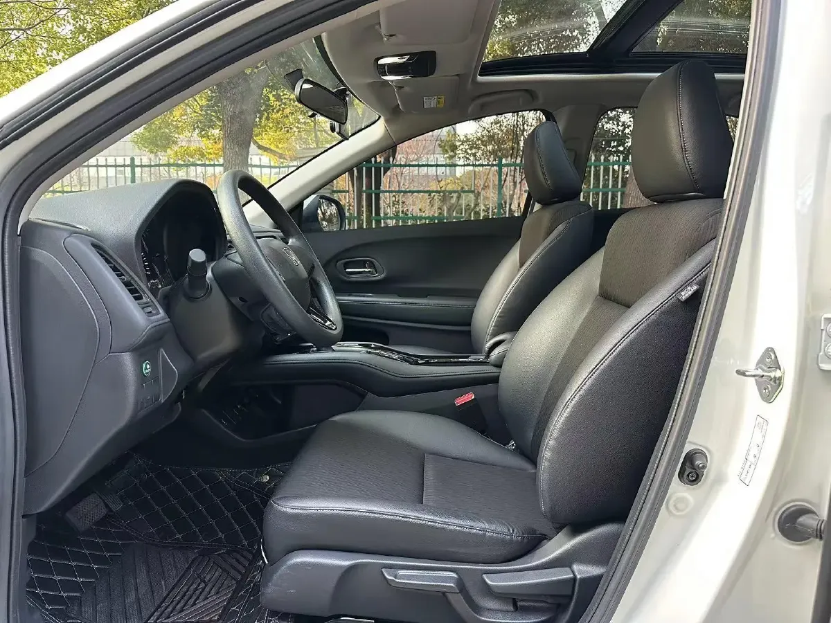 2020 Honda Vezel 1.5L 131HP L4 CVT,autocango,china used car exporter,china ev exporter,chinese used car exporter,chinese used ev exporter