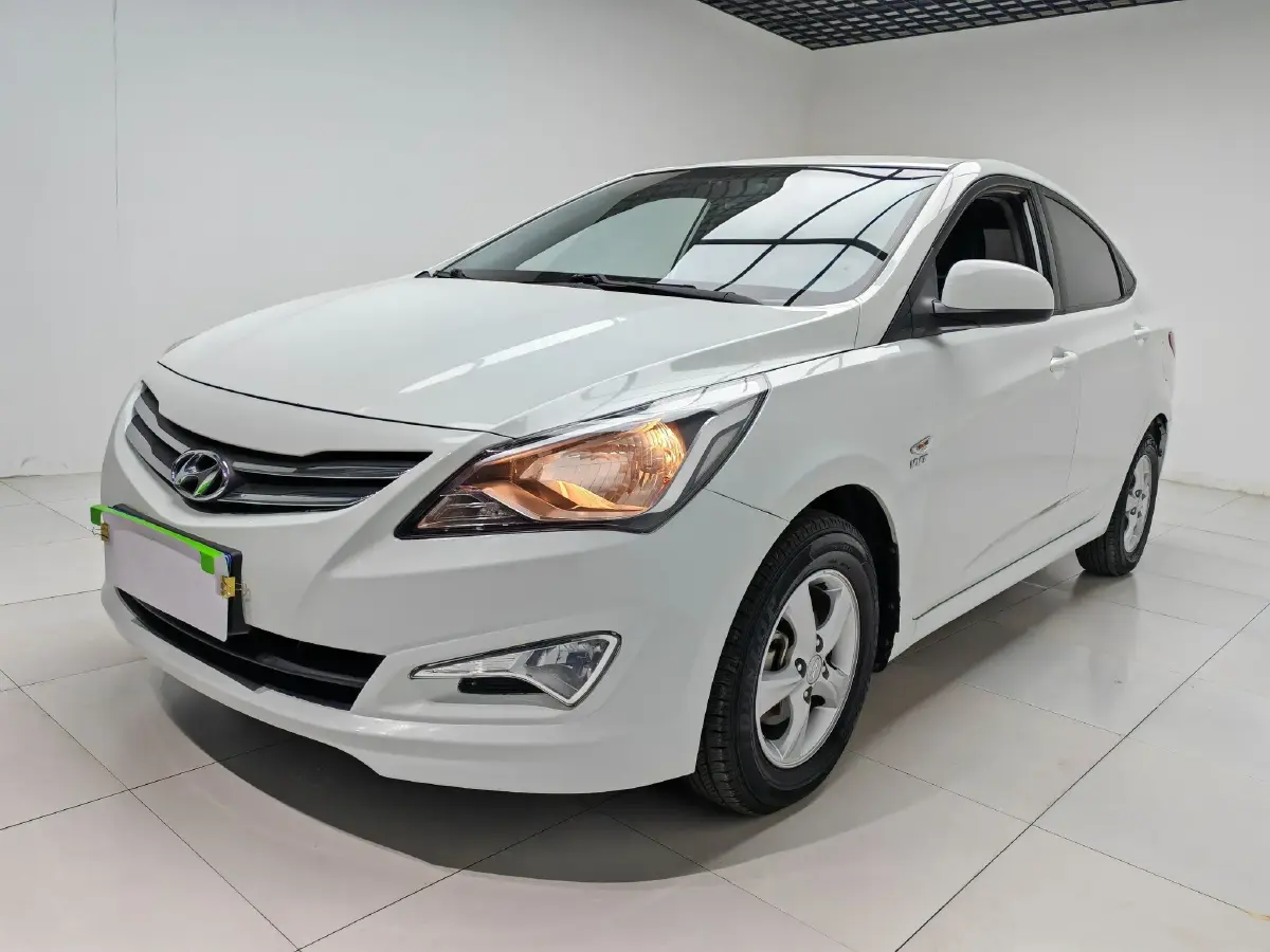 2016 Hyundai Reina 1.4L 107HP L4 4AT