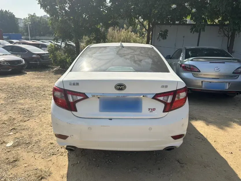 2014 BYD G5 1.5T 154HP L4 6DCT,autocango,china used car exporter,china ev exporter,chinese used car exporter,chinese used ev exporter