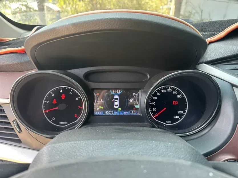 2014 BYD G5 1.5T 154HP L4 6DCT,autocango,china used car exporter,china ev exporter,chinese used car exporter,chinese used ev exporter