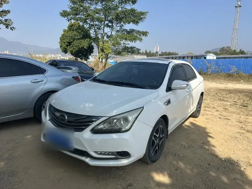 2014 BYD G5 1.5T 154HP L4 6DCT,autocango,china used car exporter,china ev exporter,chinese used car exporter,chinese used ev exporter