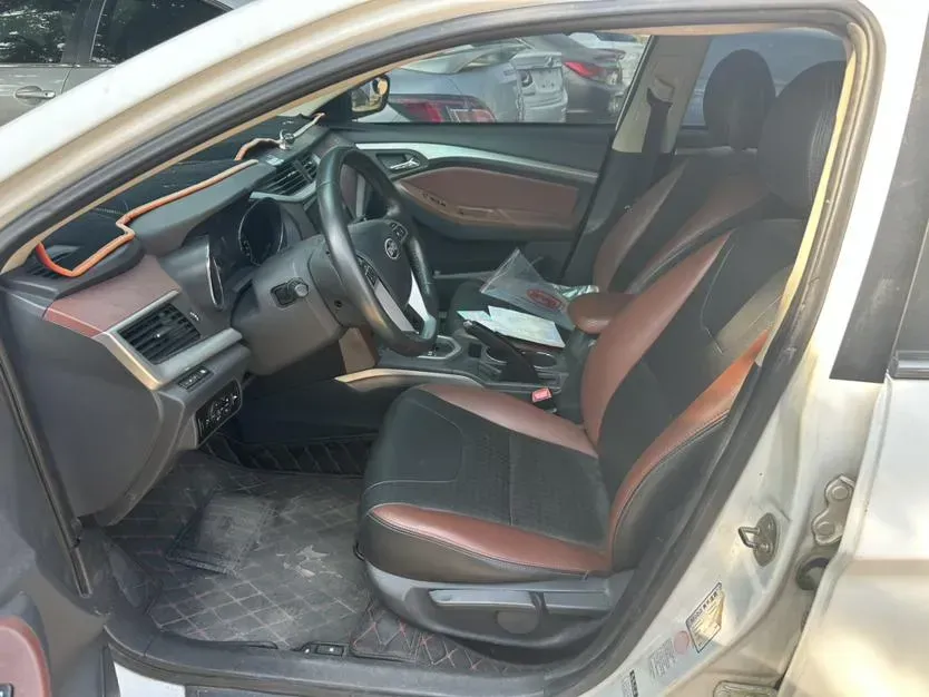 2014 BYD G5 1.5T 154HP L4 6DCT,autocango,china used car exporter,china ev exporter,chinese used car exporter,chinese used ev exporter