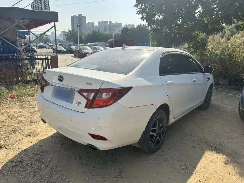 2014 BYD G5 1.5T 154HP L4 6DCT,autocango,china used car exporter,china ev exporter,chinese used car exporter,chinese used ev exporter