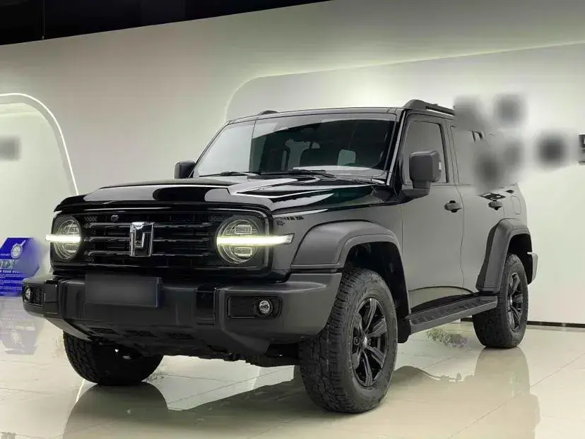 2021 Tank 300 2.0T 227HP L4 8AT