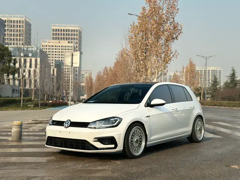 2019 Volkswagen Golf 1.4T 150HP L4 7DCT