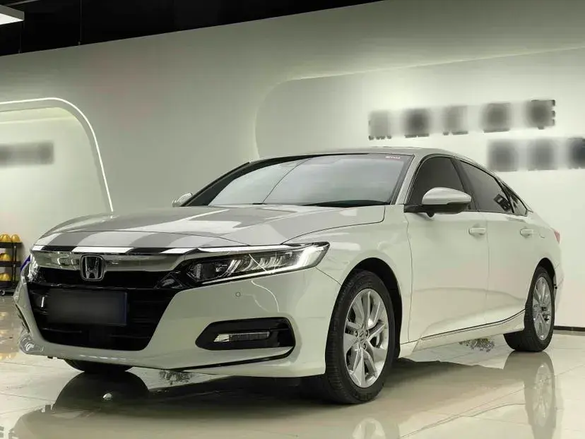 2018 Honda Accord 1.5T 194HP L4 CVT