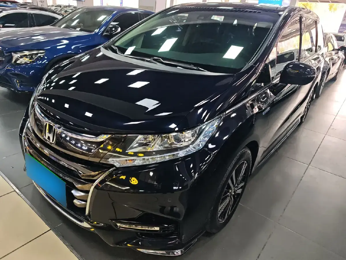 2021 Honda Odyssey 2.0L 146HP L4 E-CVT Hybrid