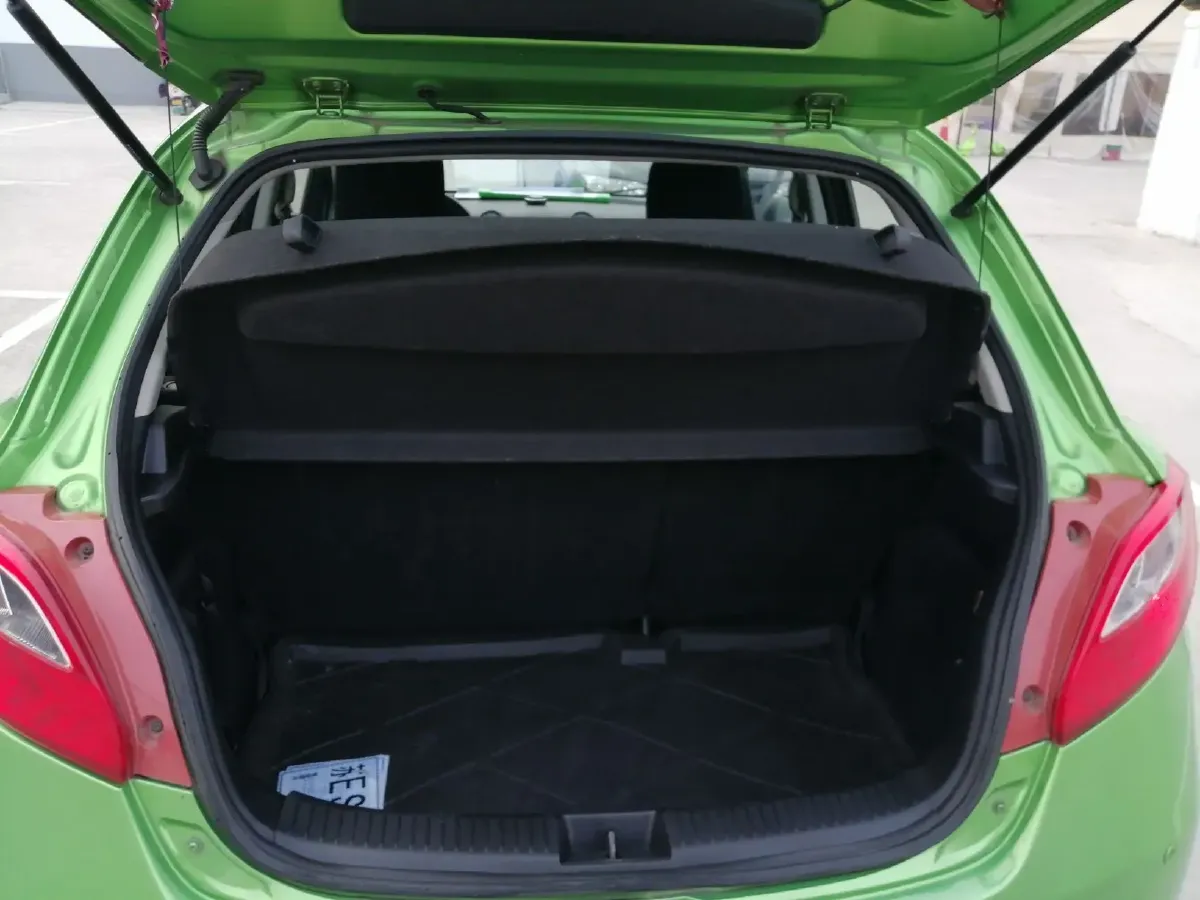 2012 Mazda 2 1.5L 103HP L4 4AT,autocango,china used car exporter,china ev exporter,chinese used car exporter,chinese used ev exporter