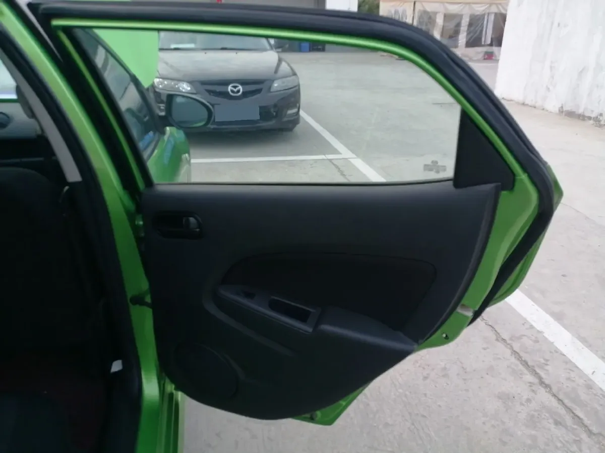 2012 Mazda 2 1.5L 103HP L4 4AT,autocango,china used car exporter,china ev exporter,chinese used car exporter,chinese used ev exporter