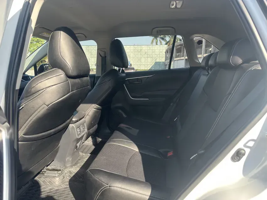 2022 Toyota Wildlander 2.0L 171HP L4 CVT,autocango,china used car exporter,china ev exporter,chinese used car exporter,chinese used ev exporter