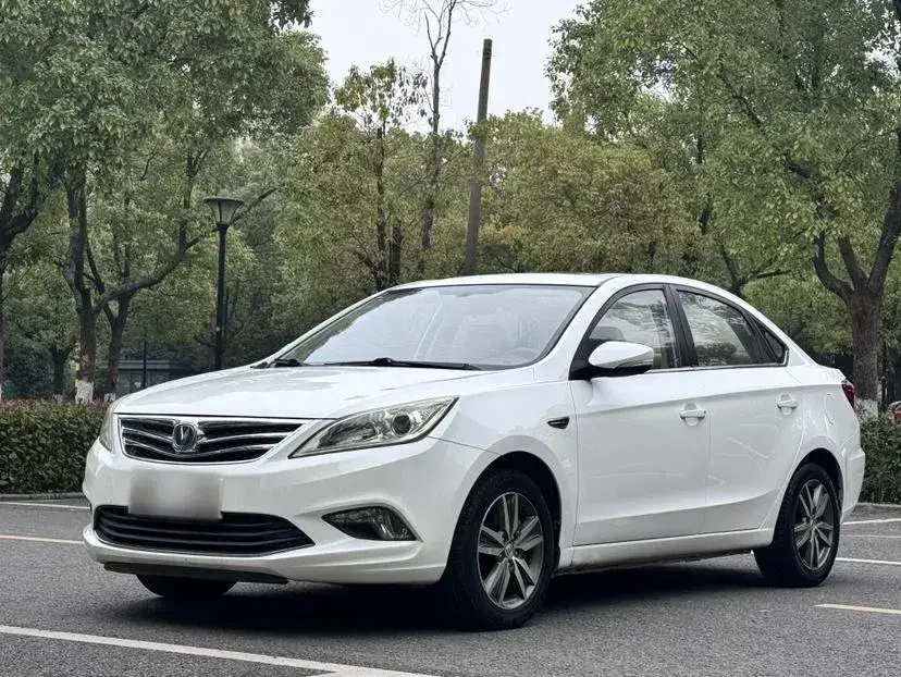 2015 ChangAn Eado 1.6L 125HP L4 5MT