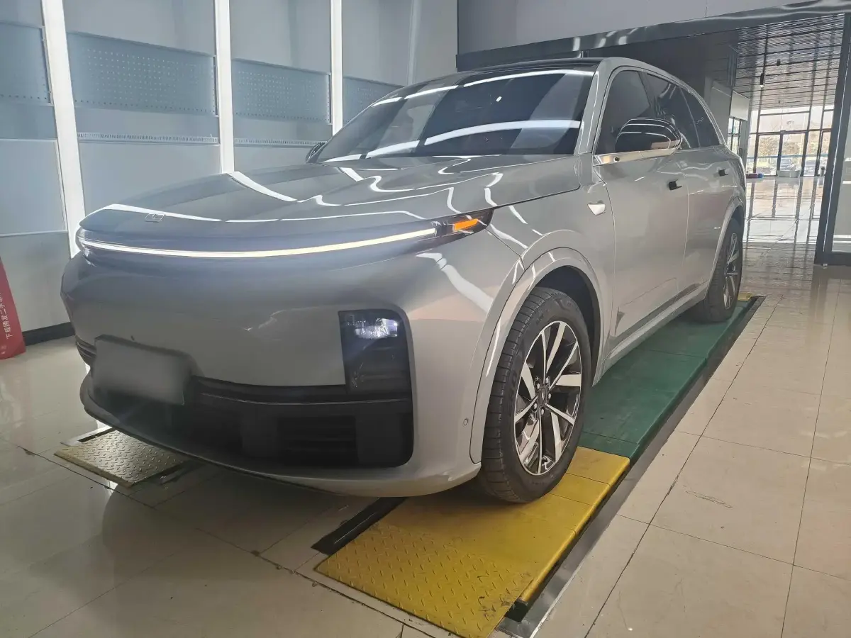 2023 Li L7 Range Extended 154HP REEV 40.9KWH