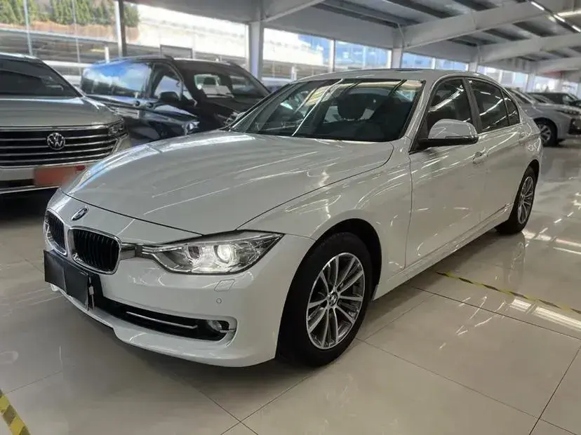 2015 BMW 3 Series 1.6T 136HP L4 8AT