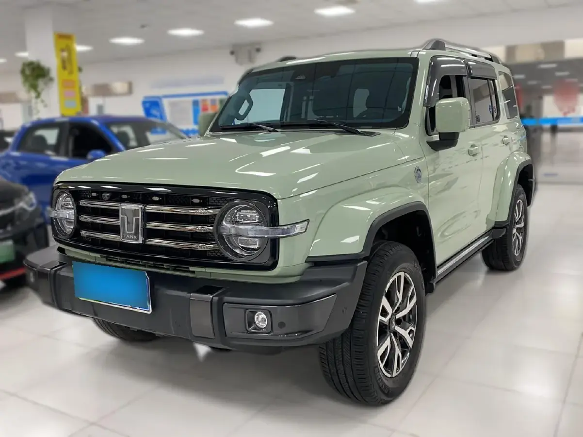 2021 Tank 300 2.0T 227HP L4 8AT