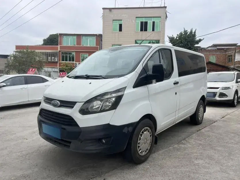 2017 Ford Transit 2.0T 121HP L4 5MT