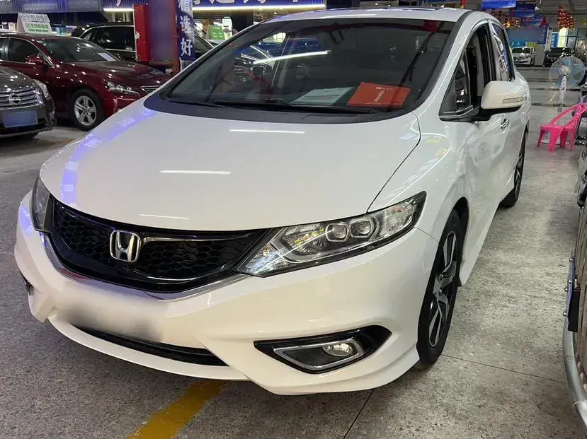 2014 Honda Jade 1.8L 141HP L4 CVT