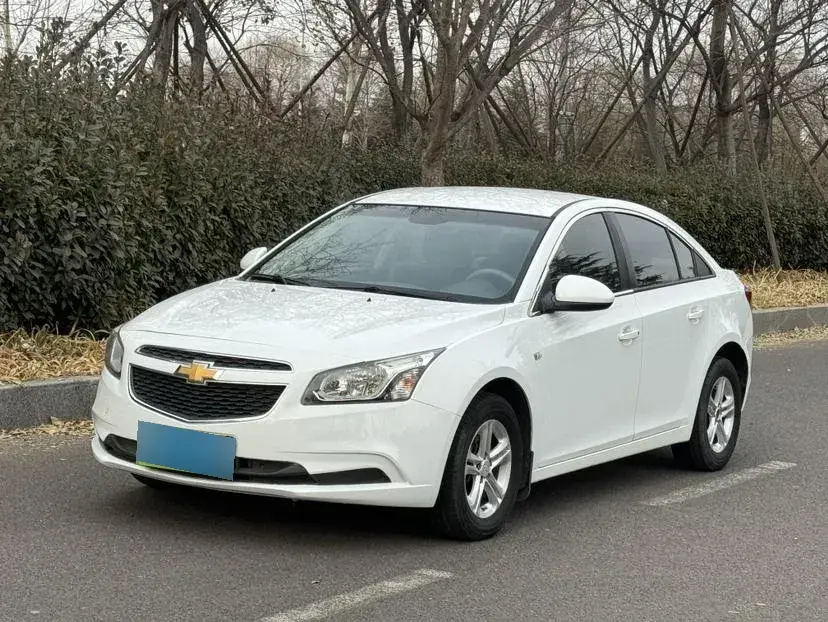 2015 Chevrolet Cruze 1.5L 113HP L4 5MT
