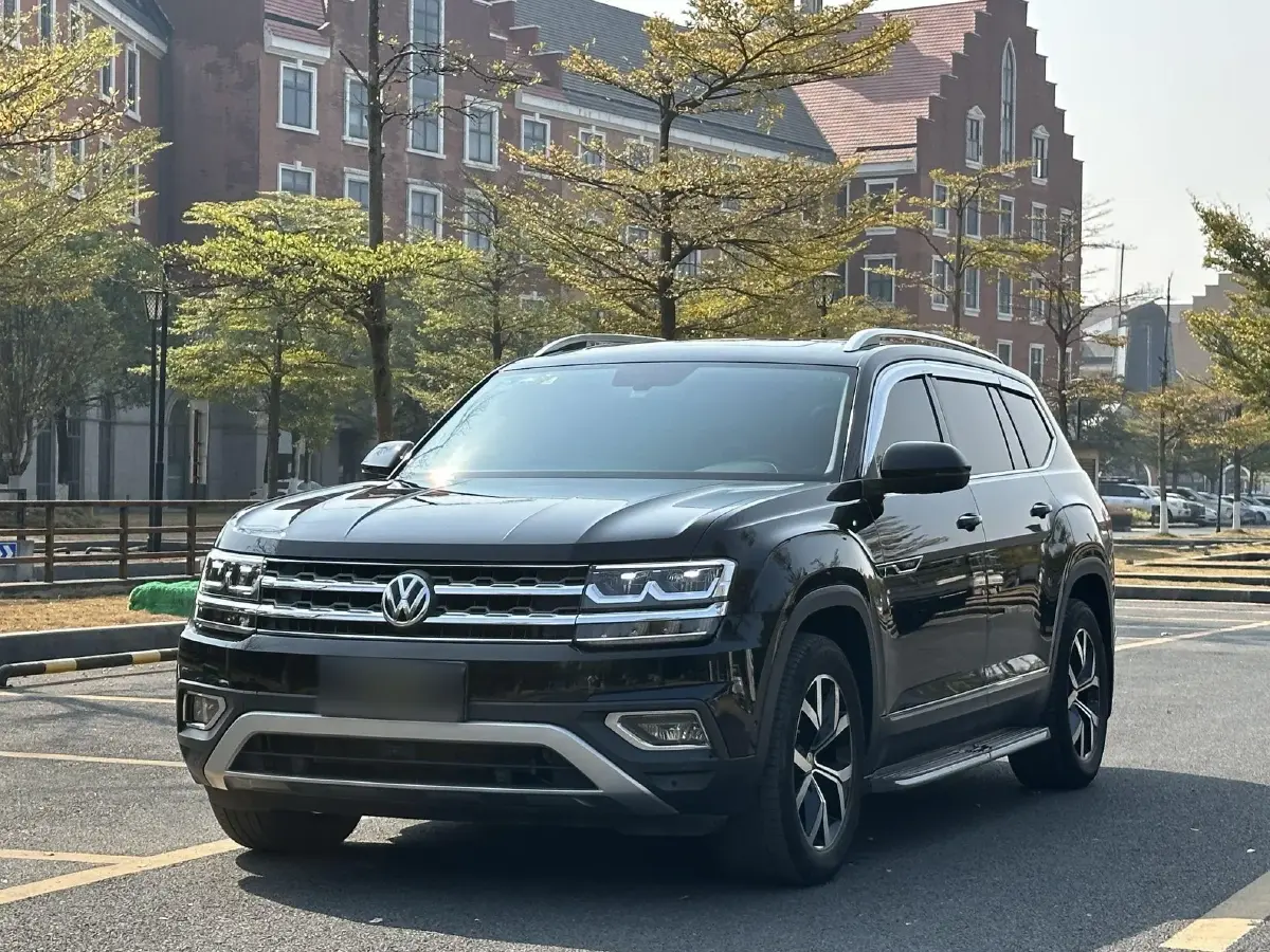 2017 Volkswagen Teramont 2.0T 220HP L4 7DCT