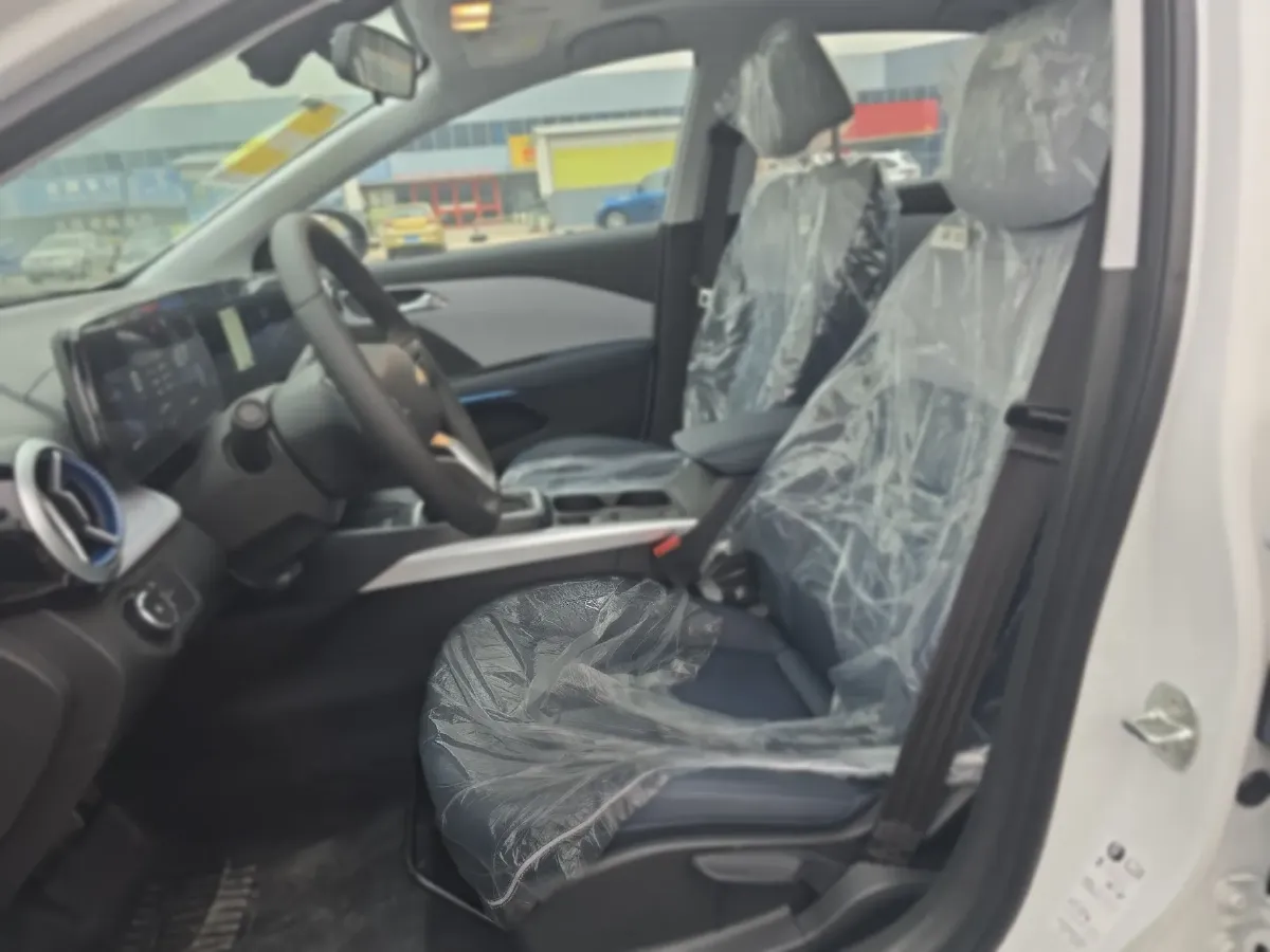 2024 Chevrolet Monza 1.5L 113HP L4 6DCT,autocango,china used car exporter,china ev exporter,chinese used car exporter,chinese used ev exporter