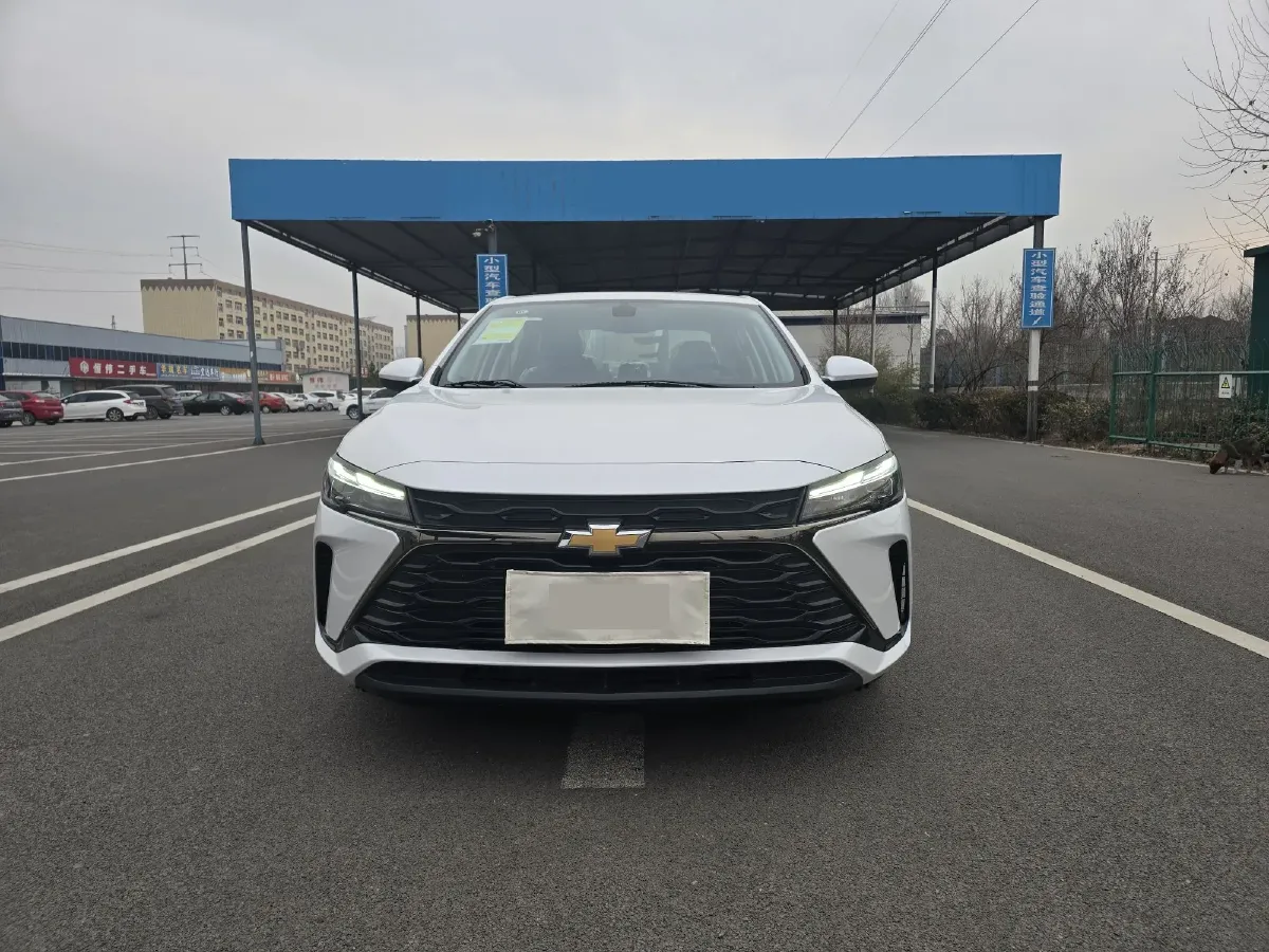 2024 Chevrolet Monza 1.5L 113HP L4 6DCT,autocango,china used car exporter,china ev exporter,chinese used car exporter,chinese used ev exporter