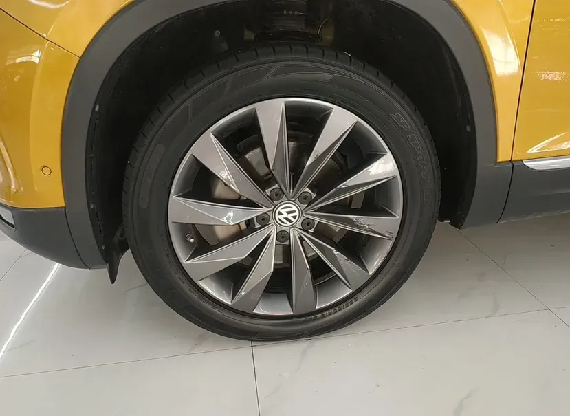 2019 Volkswagen Tayron 2.0T 220HP L4 7DCT,autocango,china used car exporter,china ev exporter,chinese used car exporter,chinese used ev exporter