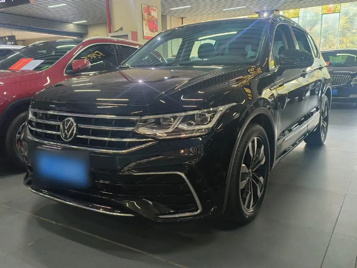 2023 Volkswagen Tiguan L 2.0T 186HP L4 7DCT
