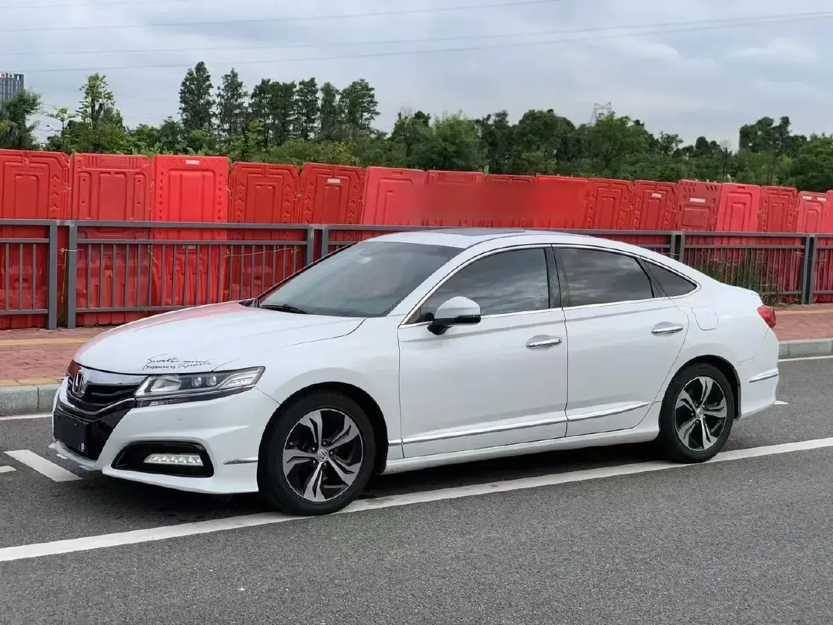 2015 Honda Spirior 2.4L 208HP L4 8DCT