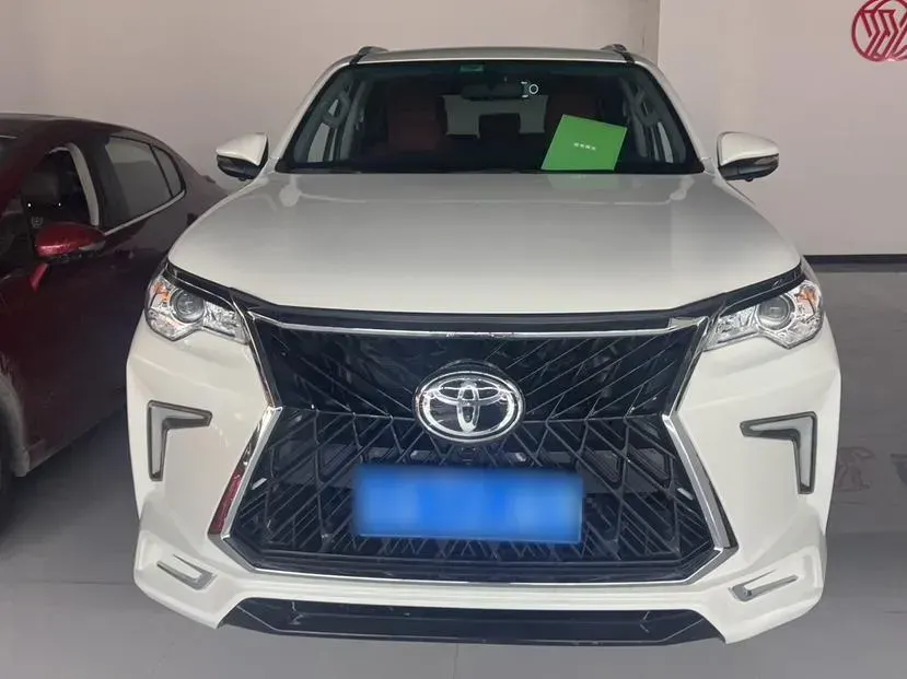 2016 Toyota Fortuner 2.7L 163HP L4 6AT,autocango,china used car exporter,china ev exporter,chinese used car exporter,chinese used ev exporter