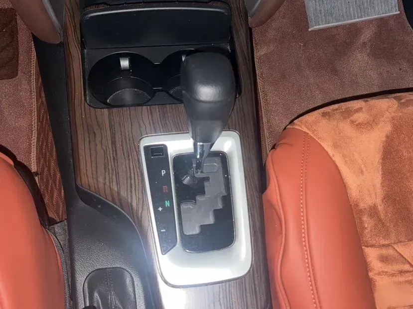 2016 Toyota Fortuner 2.7L 163HP L4 6AT,autocango,china used car exporter,china ev exporter,chinese used car exporter,chinese used ev exporter